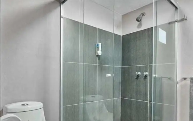 S02 Suite 2 min del TEC Wifi Terraza