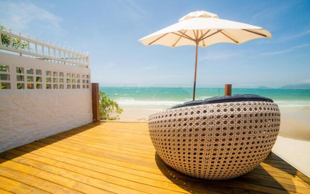 Solar Beach Hotel