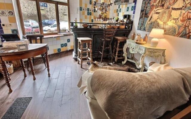 B&B Golden Lion