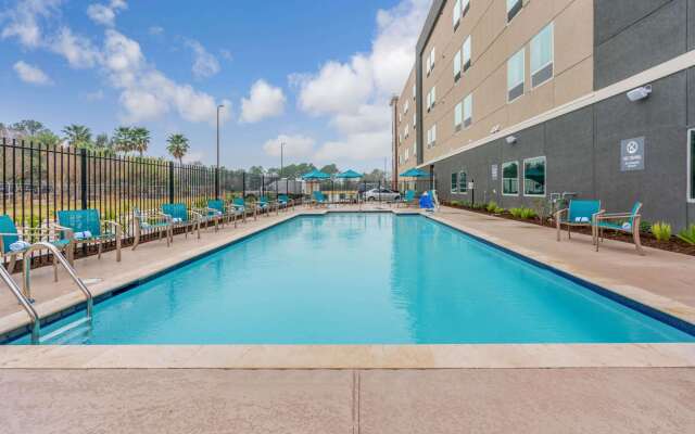 La Quinta Inn and Suites by Wyndham Houston Spring South