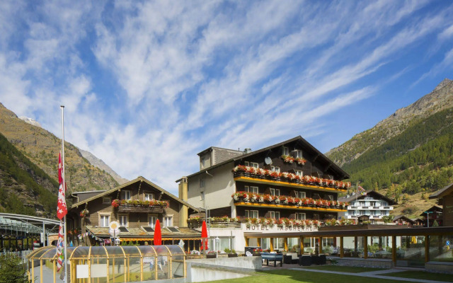 Typically Swiss Hotel Täscherhof