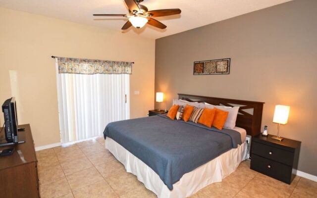 Oakwater Resort 2816