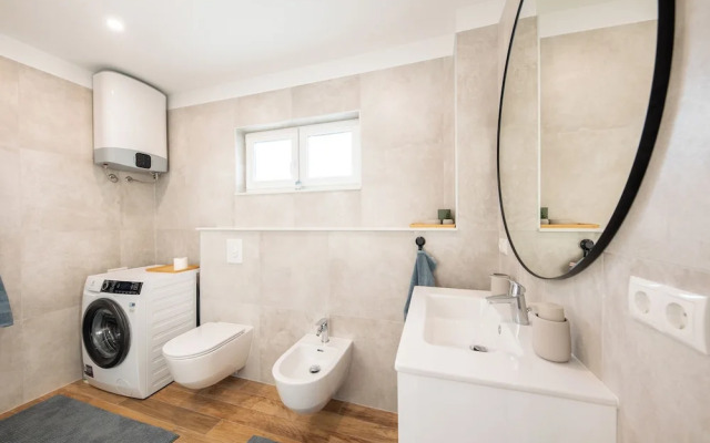 Olive Leaf Kastela - Second Floor Apartment