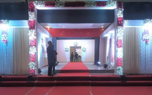 Hotel Empire Gandhidham