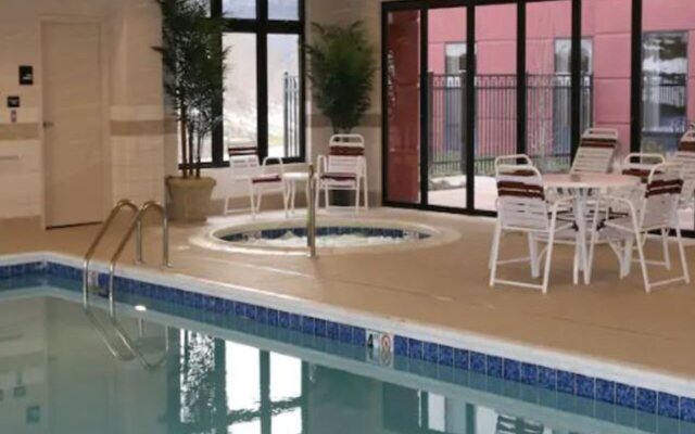 Hampton Inn & Suites Wilder