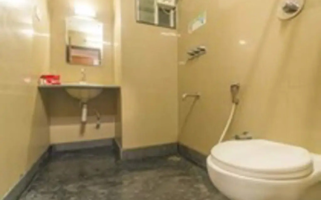 Mlc Gateway Deluxe Inn