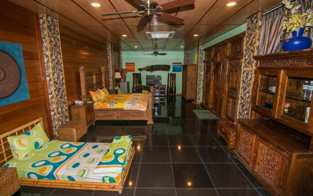 Lost Paradise Resort