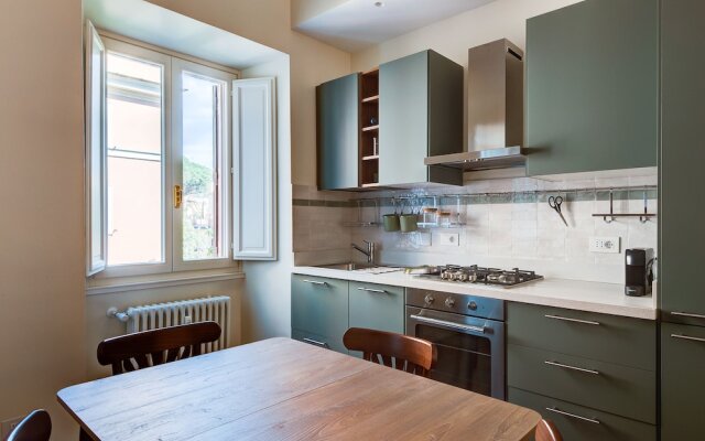 Auditorium Elegant Apartment