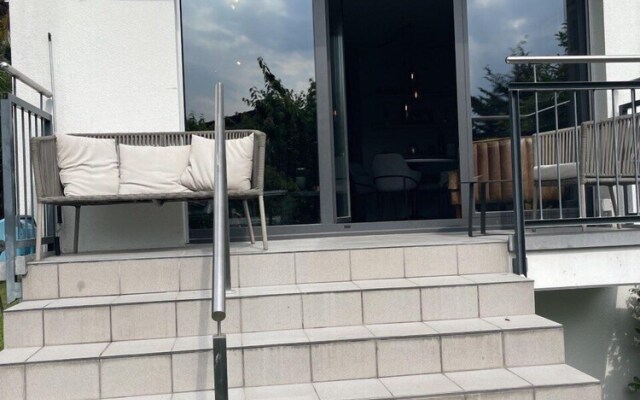 Garden Jewel Design Apartment