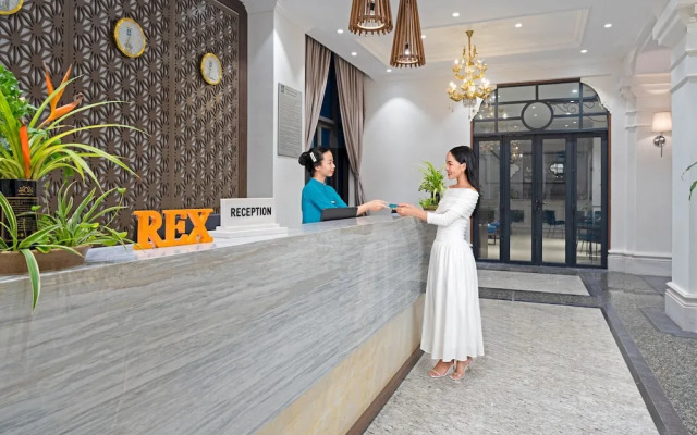 Rex Quang Binh Hotel