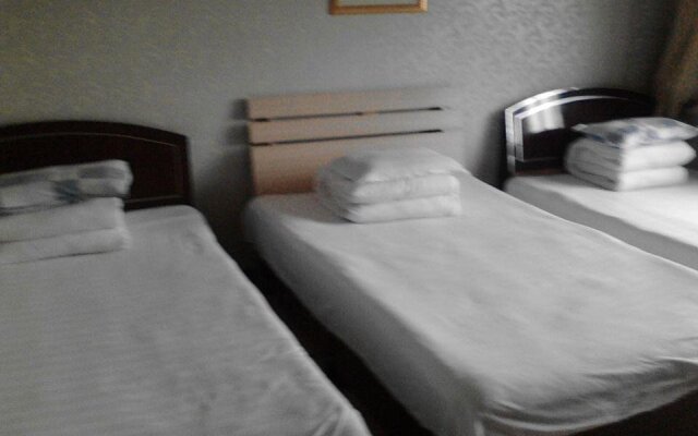 Jinxiu Business Inn