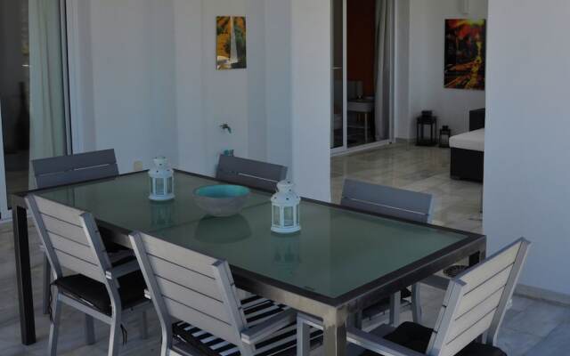 Spacious Apartment in Marbella With Swimming Pool
