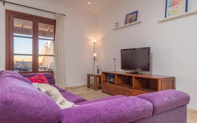 CA NA NYOLA - Apartment with terrace in Montuïri. Free WiFi