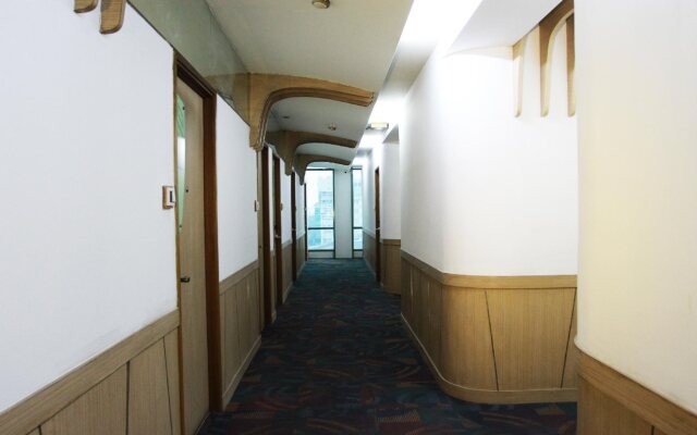 Business Hotel Tomang