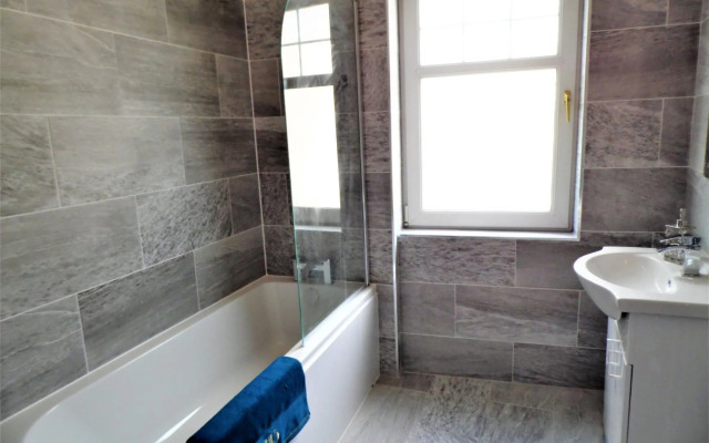 Langlands House - Glasgow