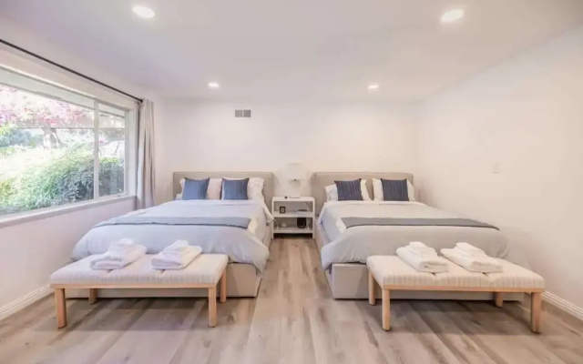 @ Marbella Lane - Serene Ranch Style Home W/pool