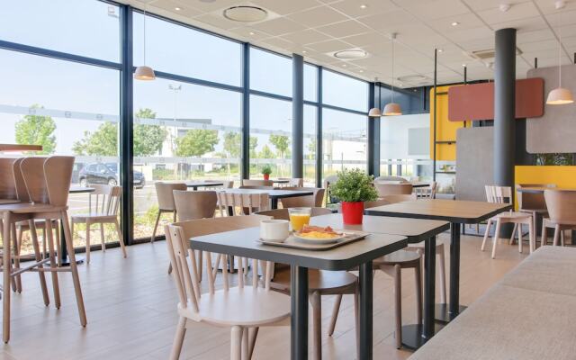 B&B HOTEL Reims Croix Blandin