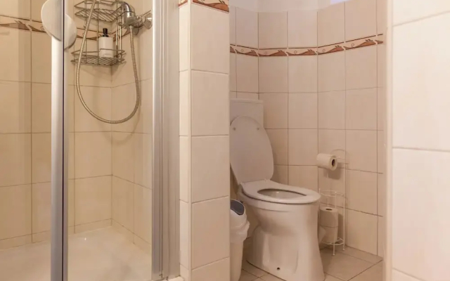 Longstay 2BR Apt in Central Area