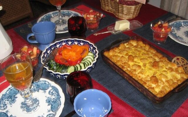 Goldfinger's Get Away Bed & Breakfast