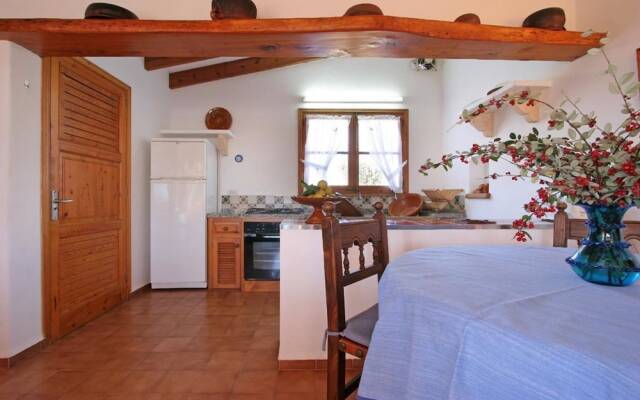 Villa - 2 Bedrooms with Pool and WiFi - 103214