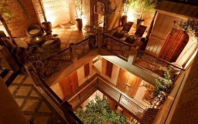 Riad Green Mango