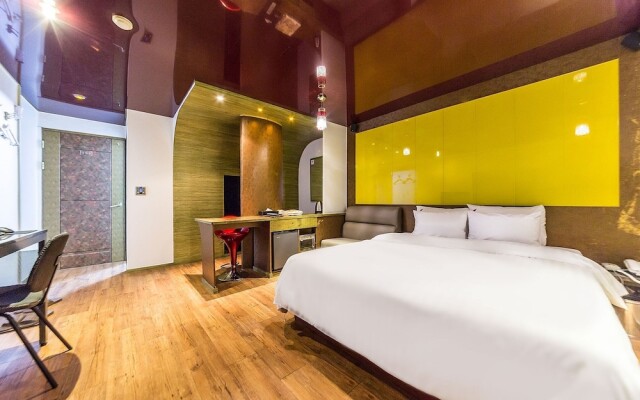 Wow Motel