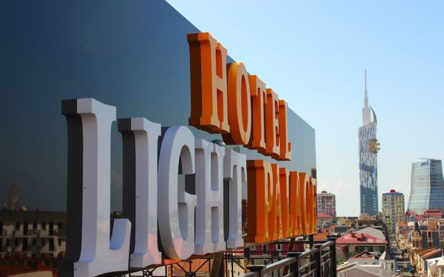 Hotel Light Palace