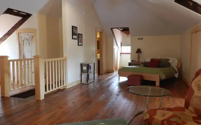 Schiller Guest Suites