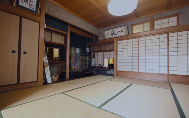Its i Osaka House