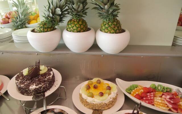 Golden Bay Beach Hotel