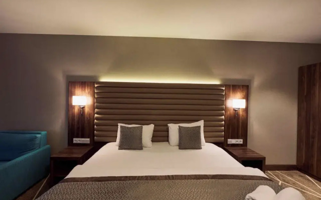 Puzzle Hotels