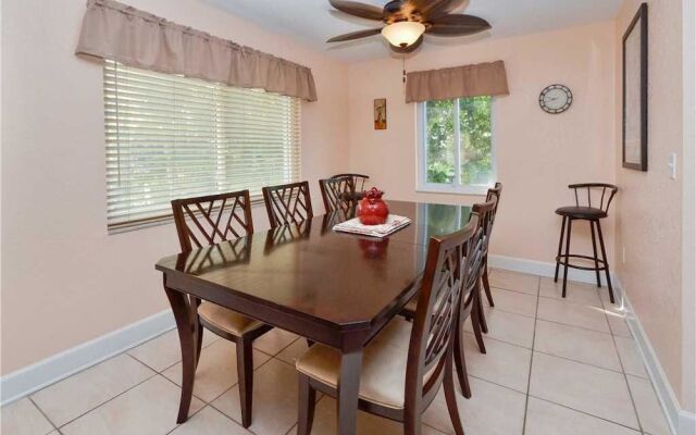 Waves 10 - Two Bedroom Condo