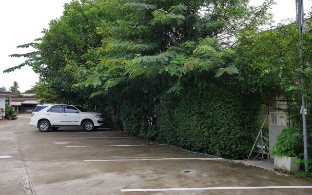 Chatchawan Apartment