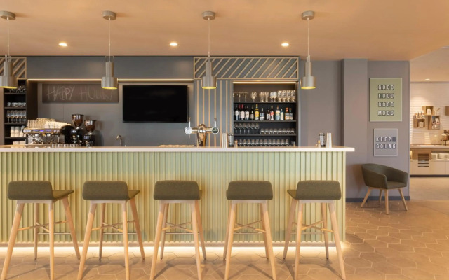 Holiday Inn Eindhoven Airport by IHG