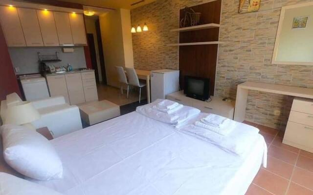 Green Life Garden Studio