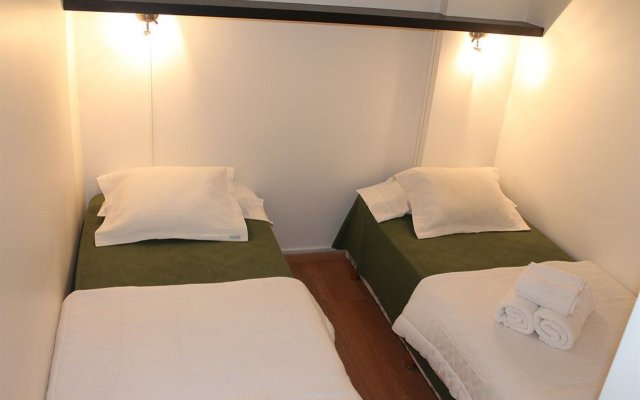 Laprida Suites