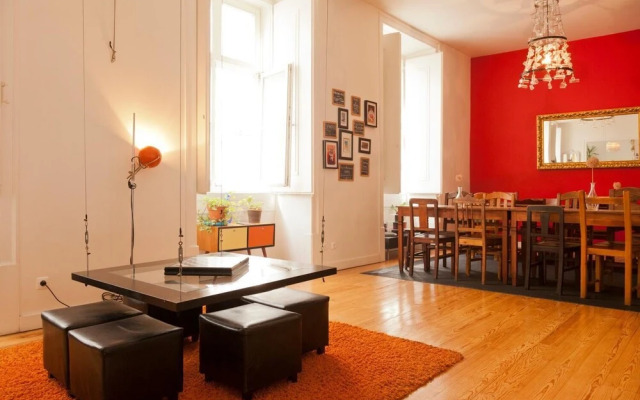 Living Lounge Hostel