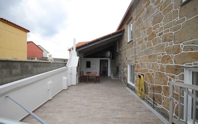 House - 5 Bedrooms with Sea views - 107775