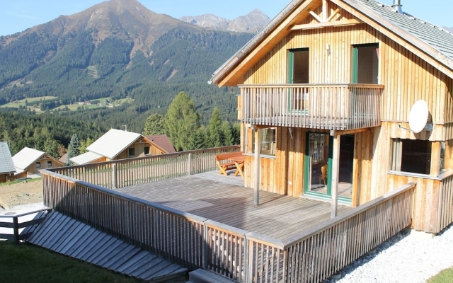 Comfortable Chalet in Hohentauern with Whirlpool near City Center