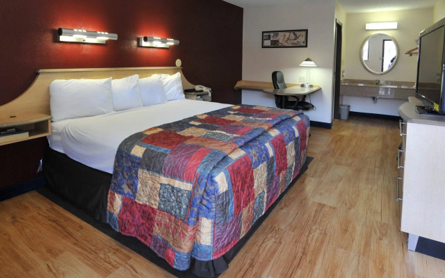 Red Roof Inn Columbus - Grove City