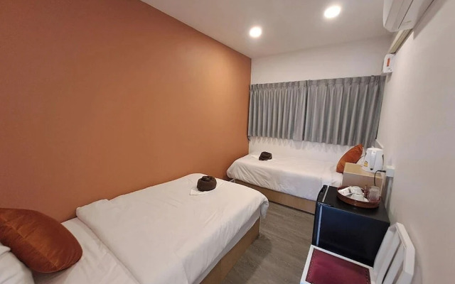 Nomads Homestay Sriracha