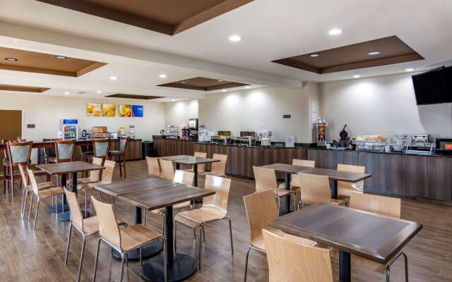 Comfort Suites South Park