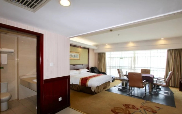 Vienna Hotel Zhejiang Haining Yancang Branch