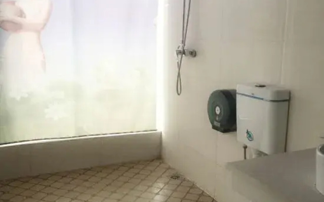 Fenggang Gutian Hotel