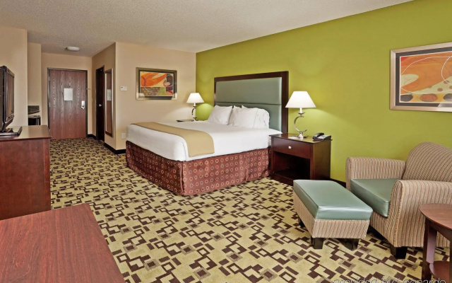 Holiday Inn Express Troutville by IHG
