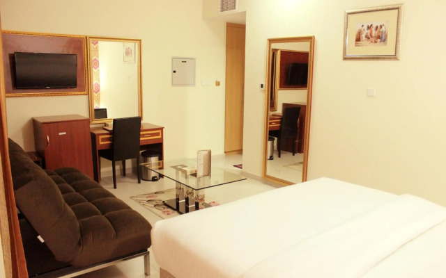 Montreal Naif Hotel