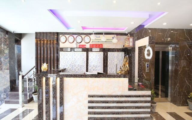 OYO 16341 Hotel C7