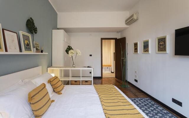 Dante 9 in Genova with 1 bedrooms and 1 bathrooms