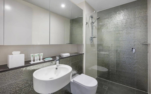 Meriton Suites North Sydney