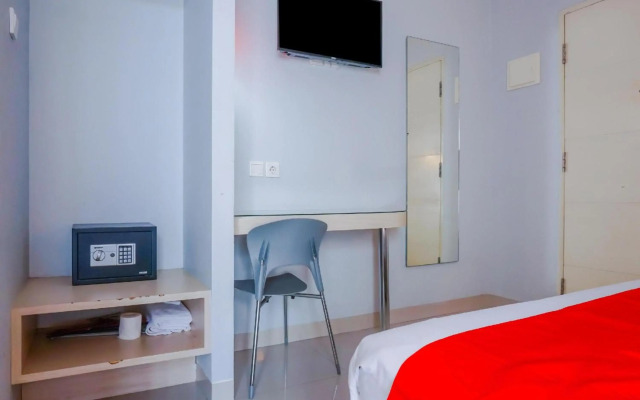 OYO 90244 Hotel Antara